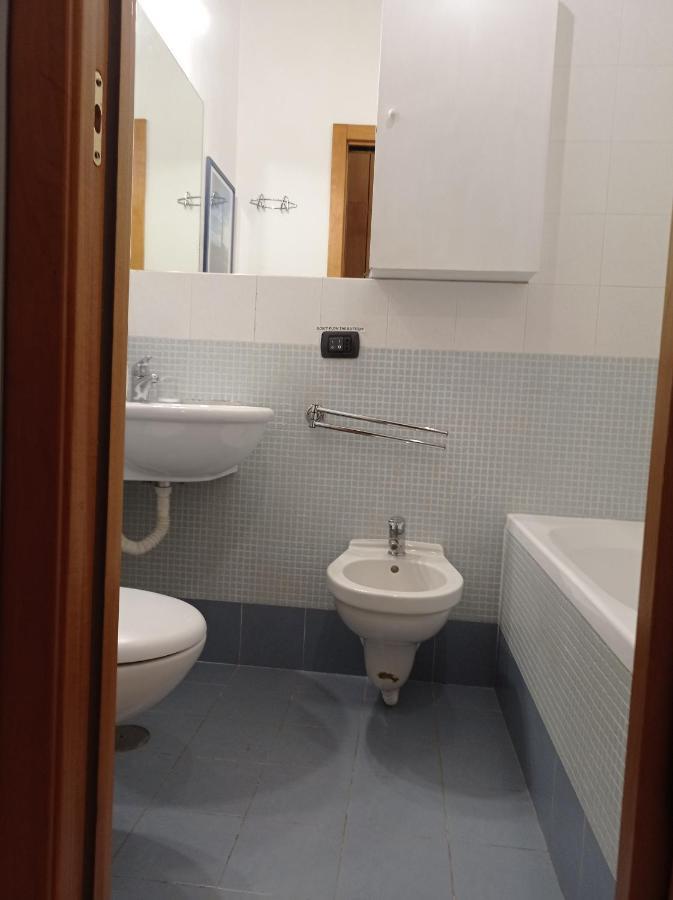 Apartament L'Entresol Liberta Bari Zewnętrze zdjęcie